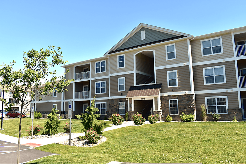 Reserve At Manada Hill Apartments, 1101 Hoya Avenue, Harrisburg, PA